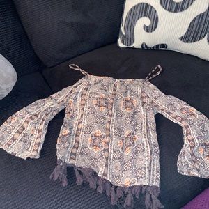 Off shoulder top size extra small
